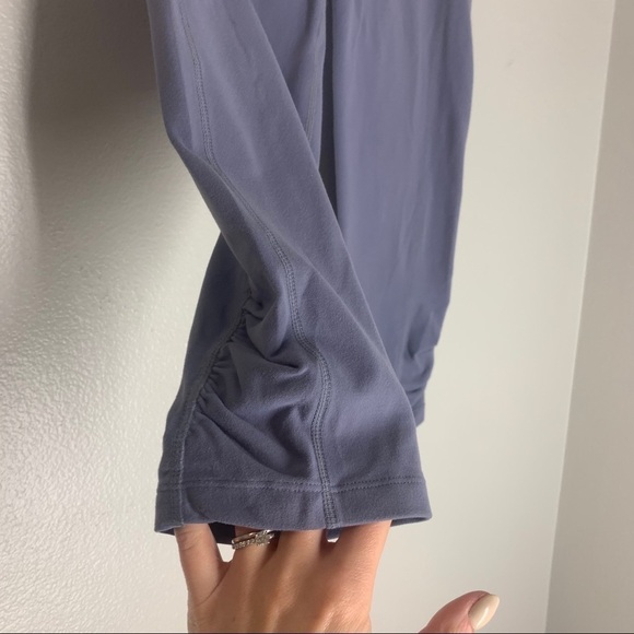 Athleta Balance Ruched Capri Leggings Purple Gray - Picture 3 of 10
